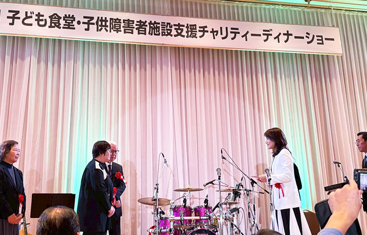 ディナーショーの様子